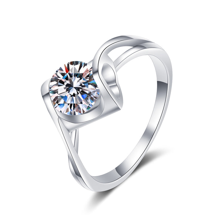 Heart Detail Moissanite Ring