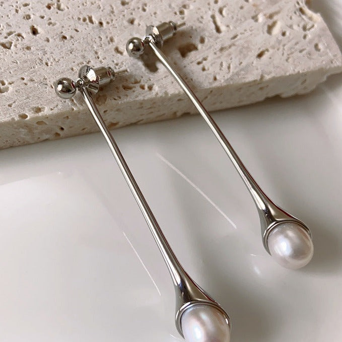 Rose pearl earrings