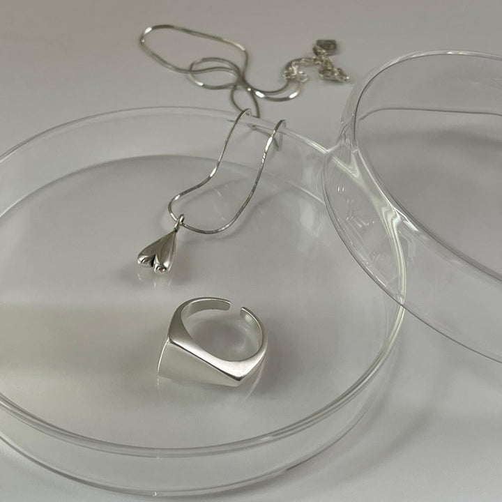 Cubic Triangle Ring