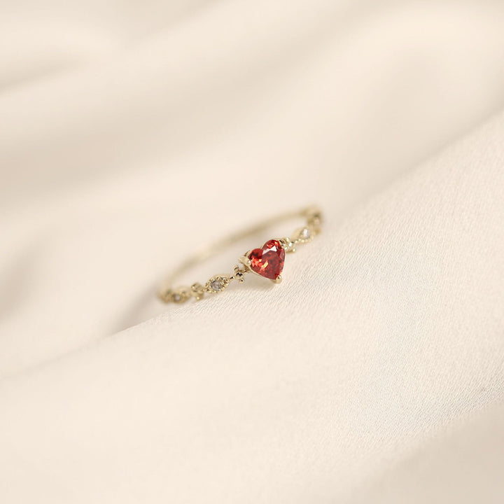 Red Heart Zircon Ring — Romantic Statement Band | S925 Sterling Silver