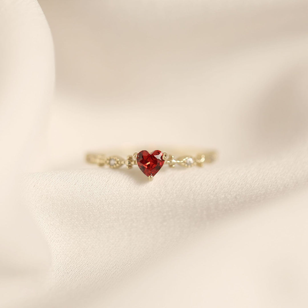 Red Heart Zircon Ring — Romantic Statement Band | S925 Sterling Silver