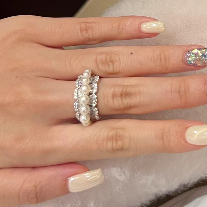 Pearl Petal Ring