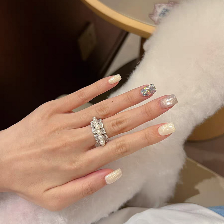 Pearl Petal Ring