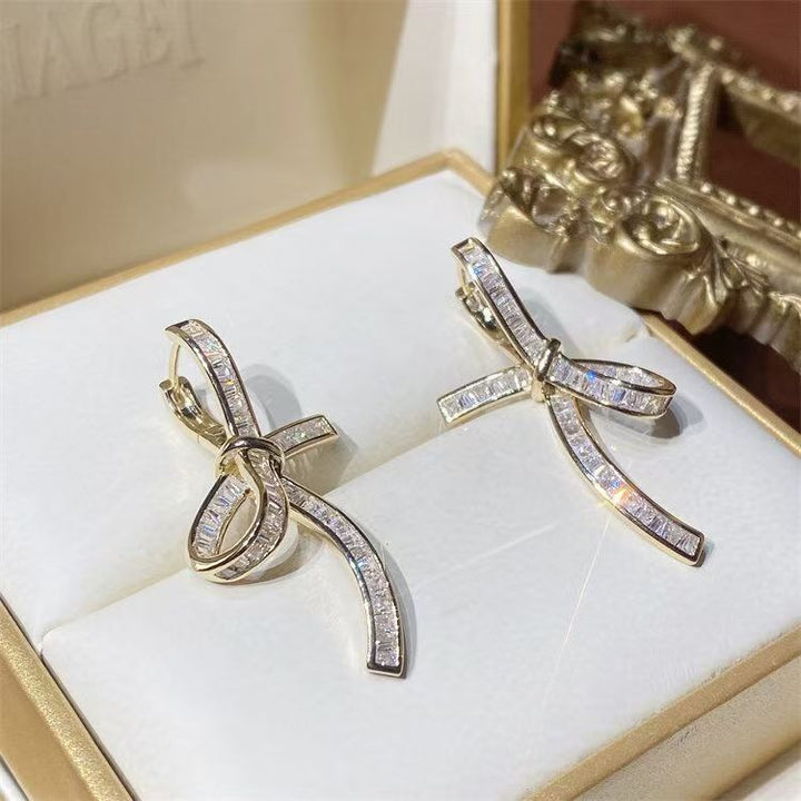 Zirconia Ribbon Earrings