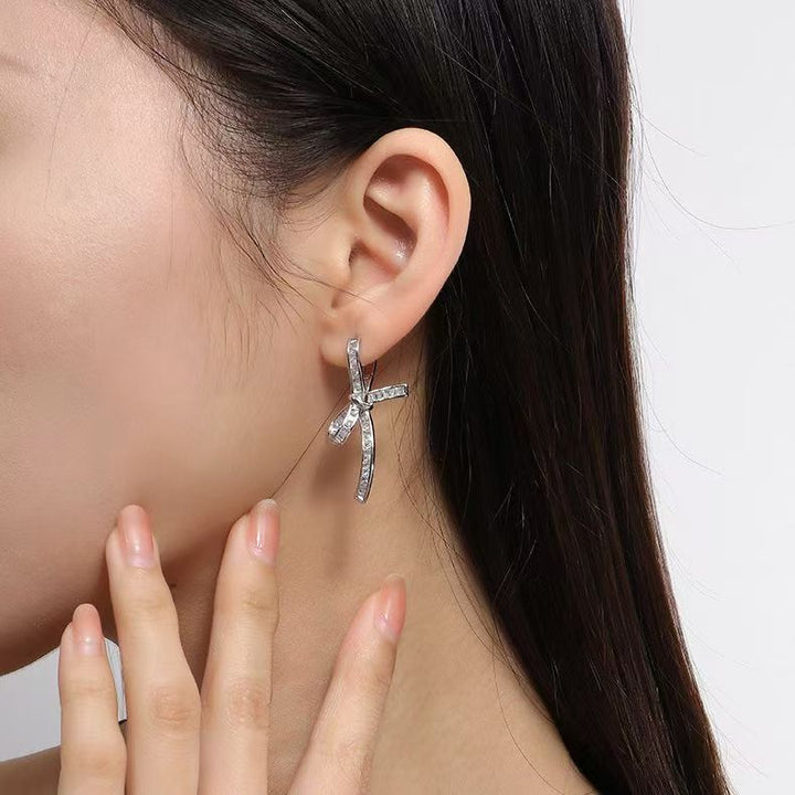 Zirconia Ribbon Earrings