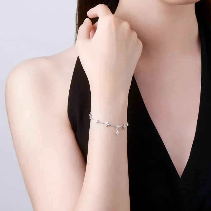Clover Moissanite Bracelet