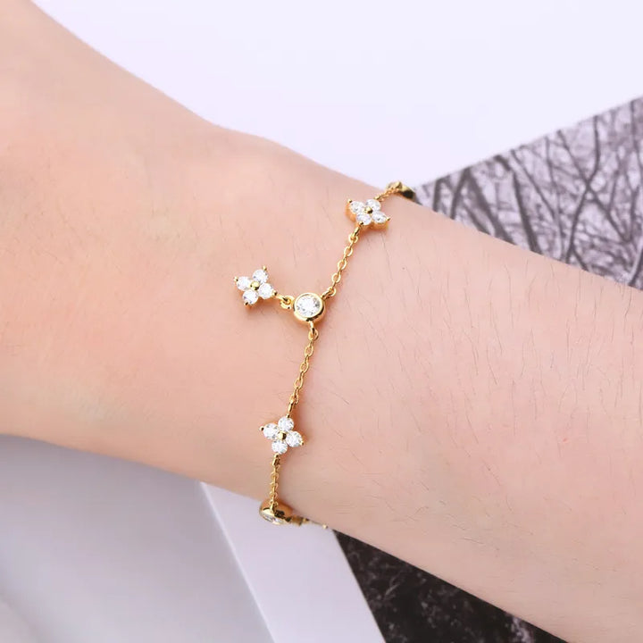 Clover Moissanite Bracelet