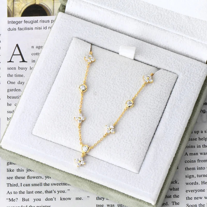 Clover Moissanite Bracelet