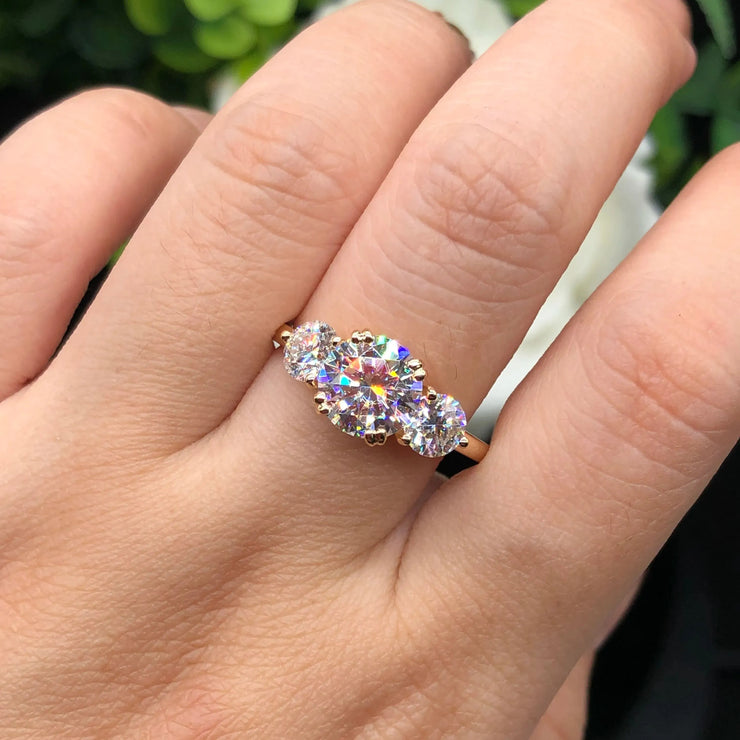 Three-Stone Double claws Moissanite Engagement Ring (3.0 ct. tw)
