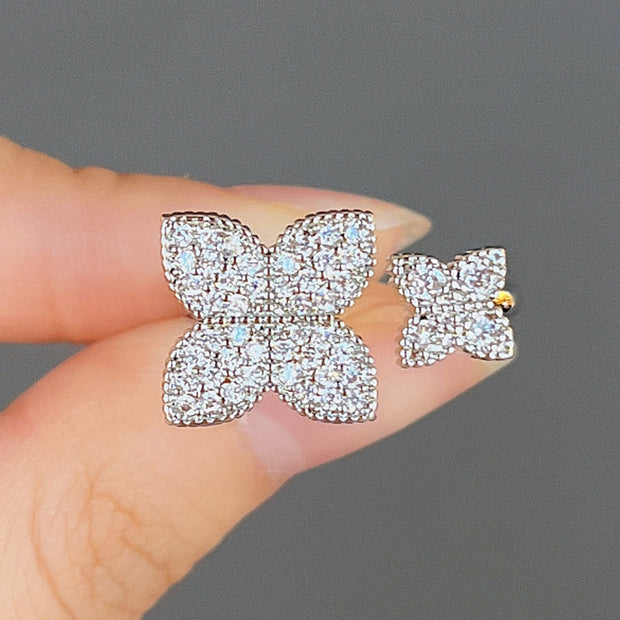 Popping Clover Ring