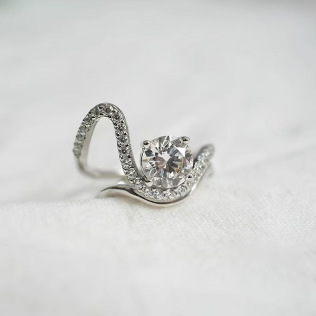 Curve Wave Ring