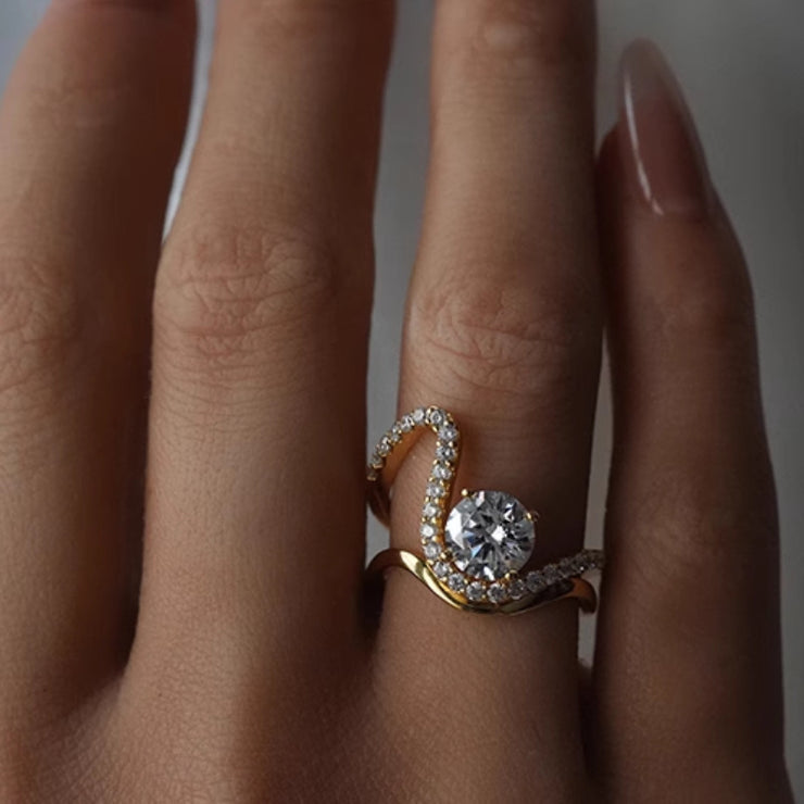Curve Wave Ring