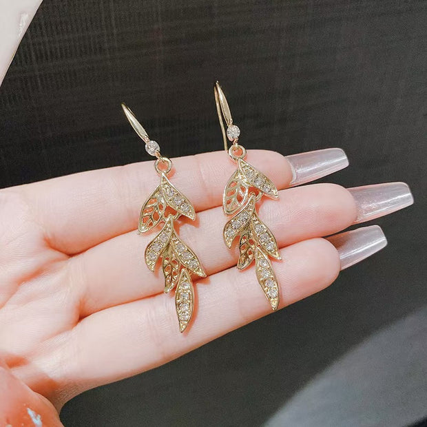 Simple Leaf Tassel Earrings