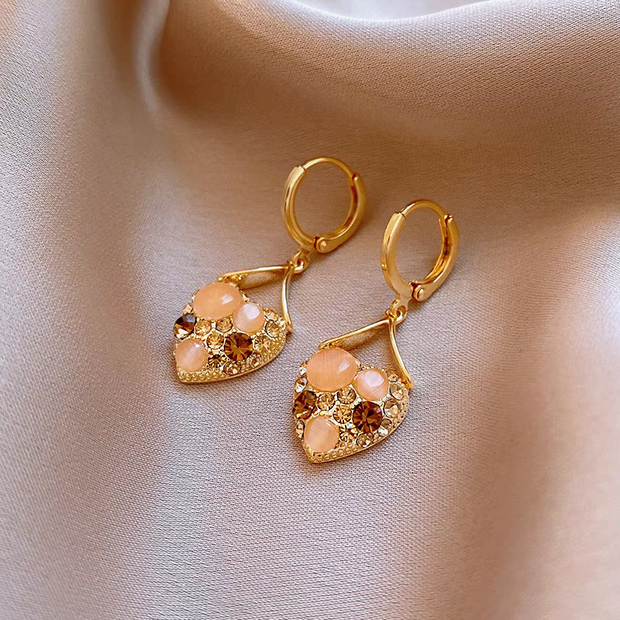 Cat's Eye Heart Earrings