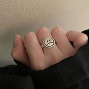 Turnable Smiley Ring