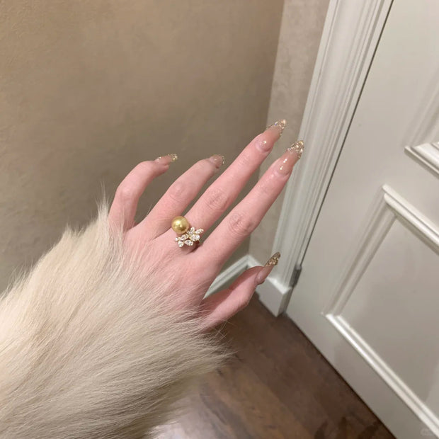 Full Diamond Leaf Pearl Ring
