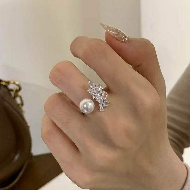 Full Diamond Leaf Pearl Ring