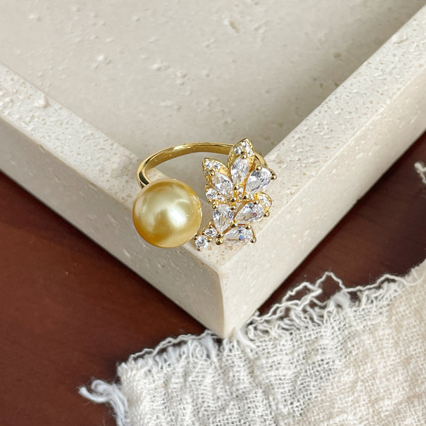 Full Diamond Leaf Pearl Ring