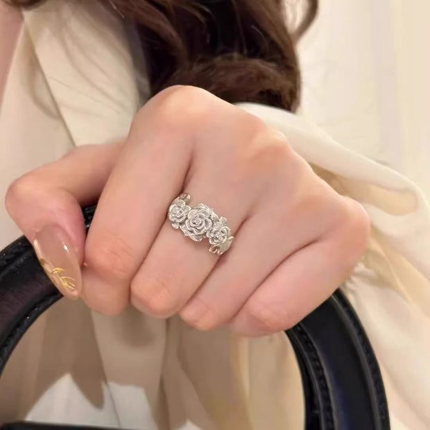 Three Flower Rose Ring