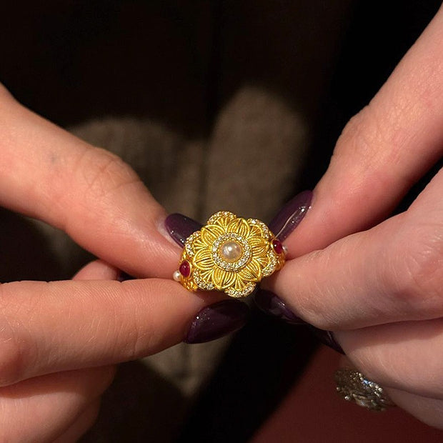 Golden Bloom Pearl Ring