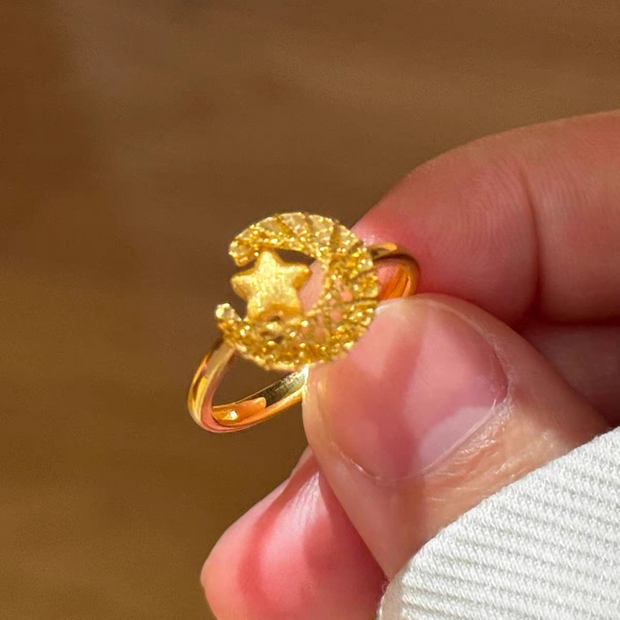 Gold Openwork Moon Star Ring