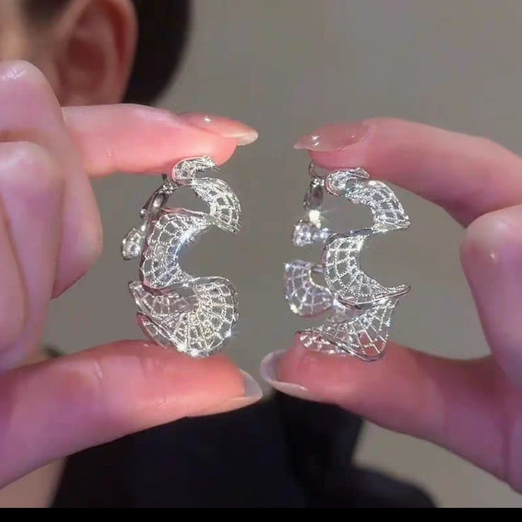 S-Curve Wave Earrings