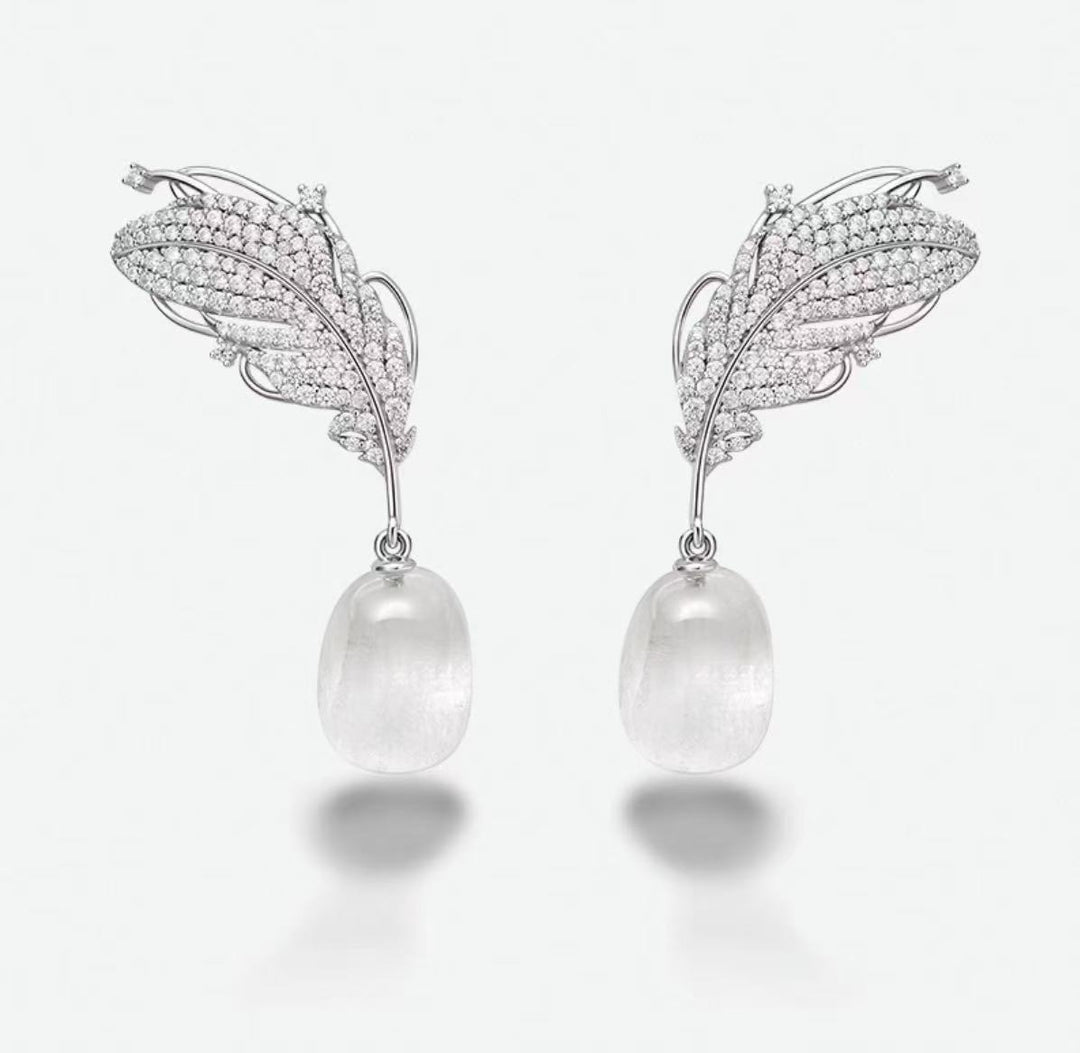 Feather Leaf Pearl Drop Earrings