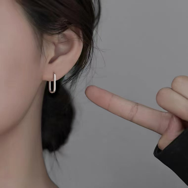 Minimalist Elongated Oval Hoop Earrings