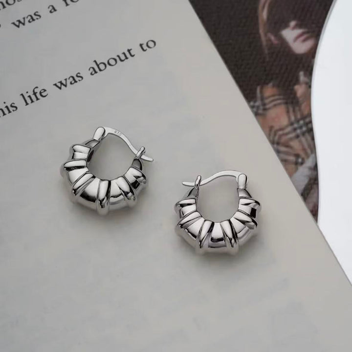 Vintage Ribbed Hoop Earrings