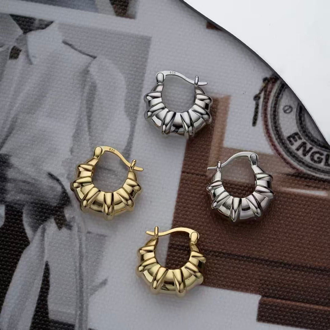 Vintage Ribbed Hoop Earrings