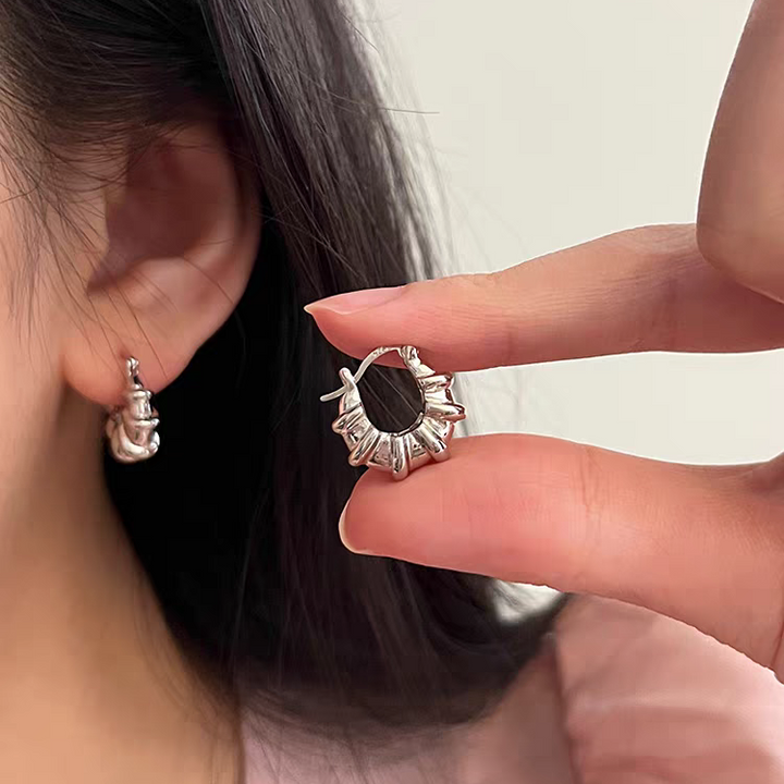 Vintage Ribbed Hoop Earrings
