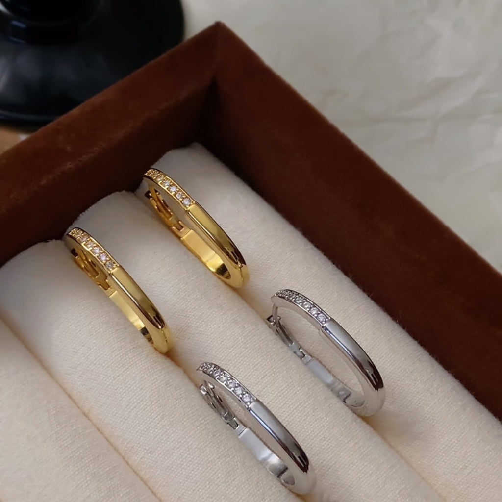 Minimalist Oval Hoop Earrings