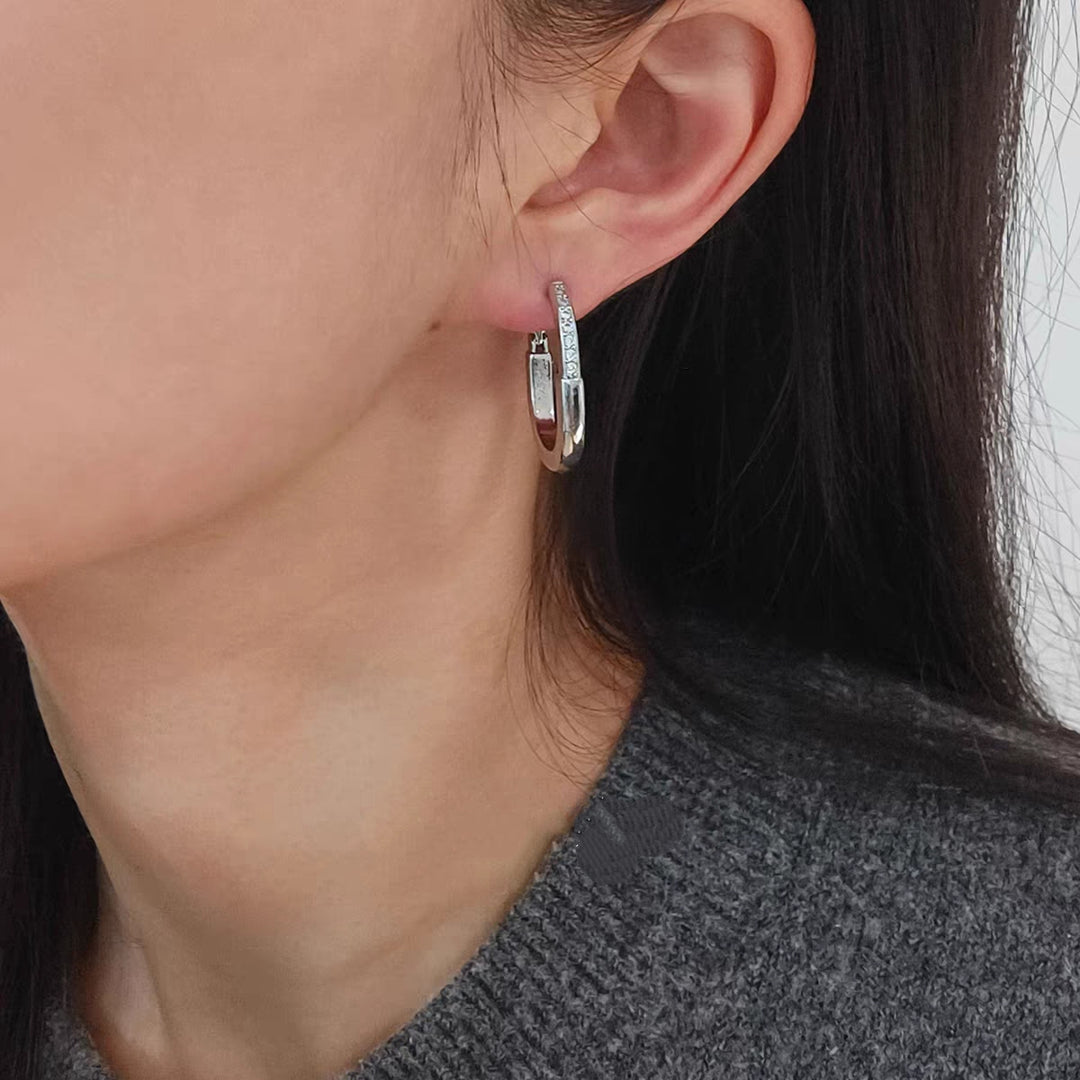 Minimalist Oval Hoop Earrings