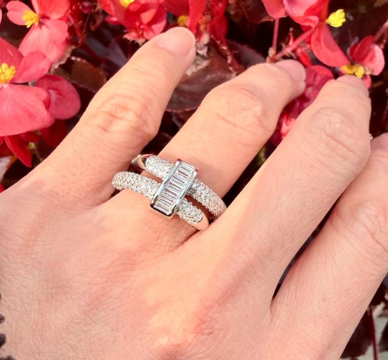 Luxury Buckle Zircon Bangle  Ring Set