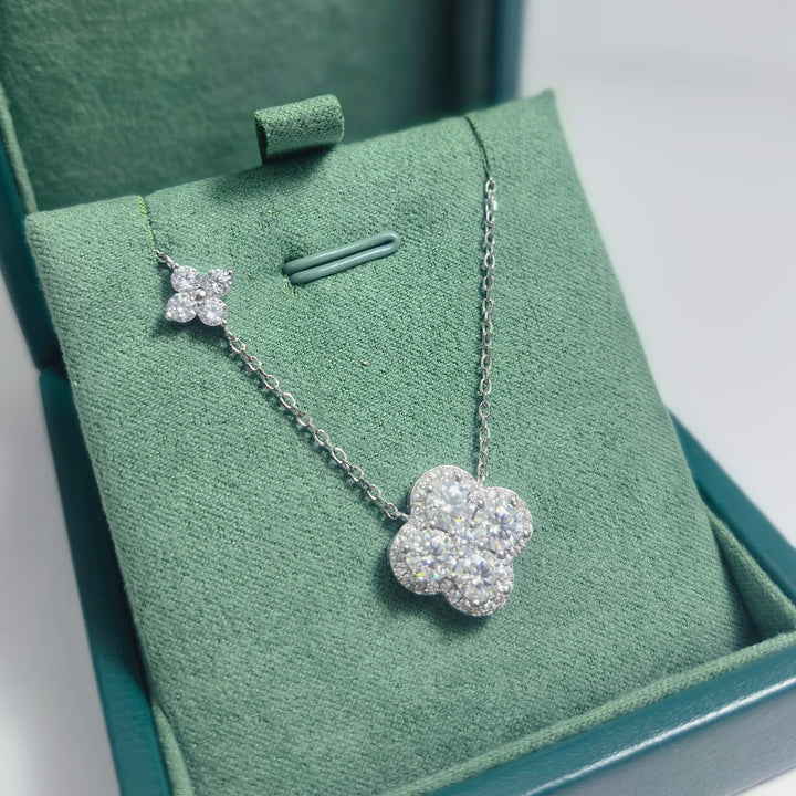 Lumière Clover Moissanite Necklace | S925 Sterling Silver