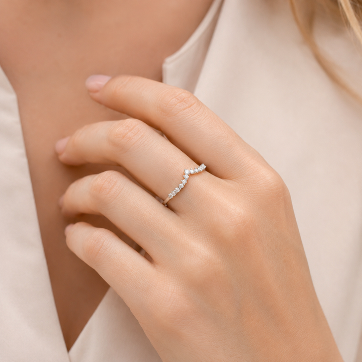 Arcé 13-Stone Moissanite Band Ring