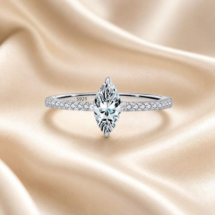 Lume Marquise Moissanite Jewelry Set