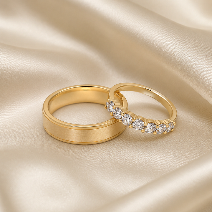Classic Couple Wedding Band Set