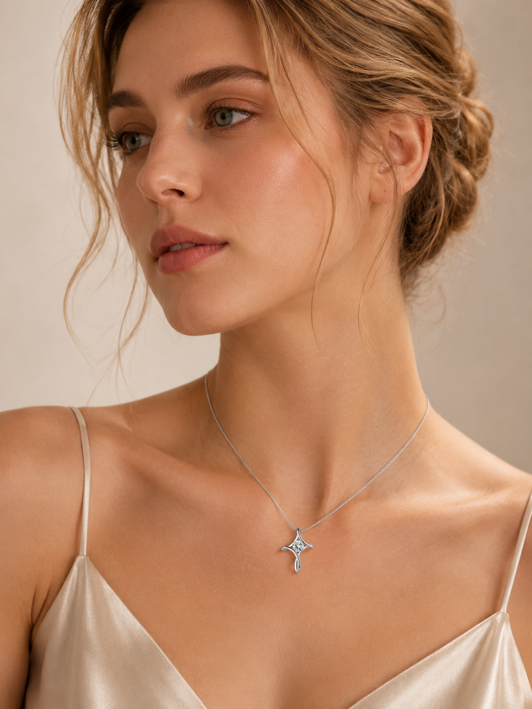 Twisted Star Zircon Pendant Necklace