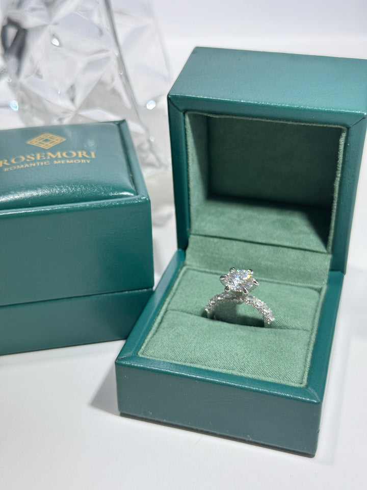 Aurora Six-Prong Moissanite Ring | S925 Sterling Silver
