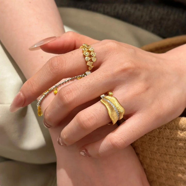Vintage Leaf Texture Zircon Adjustable Ring