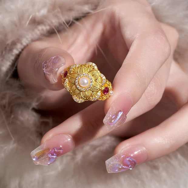 Golden Bloom Pearl Ring