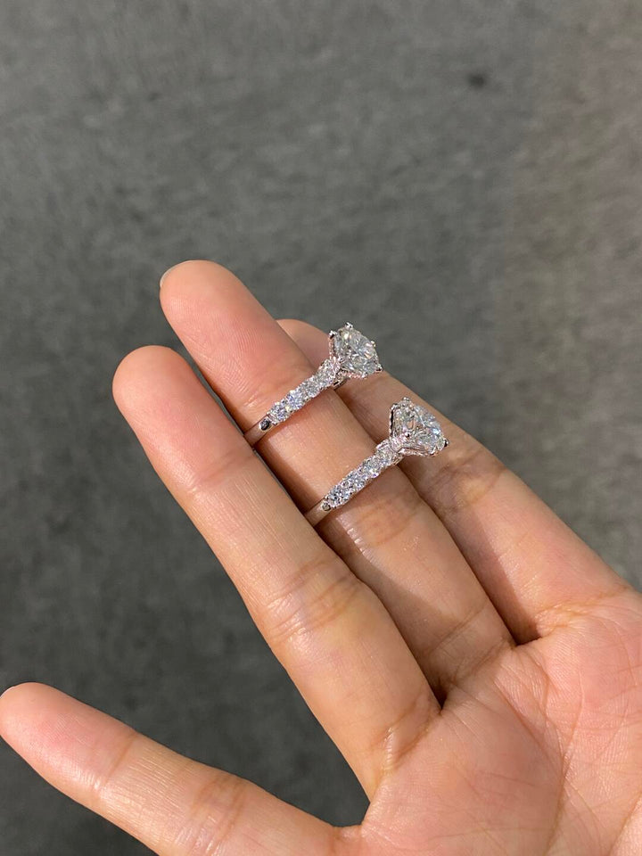 Aurora Six-Prong Moissanite Ring