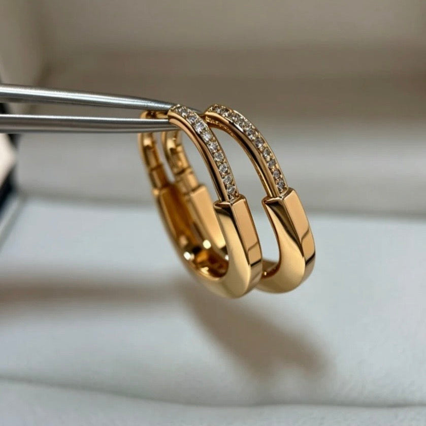 Minimalist Oval Hoop Earrings