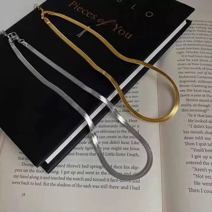 Snake bone simple and versatile necklace