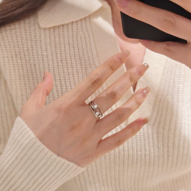 Wave Curve Multi-Layer Ring