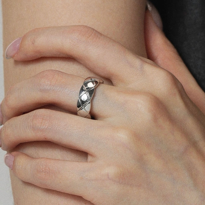 Geometric Quilted Band Ring — Wide & Slim | S925 Sterling Silver