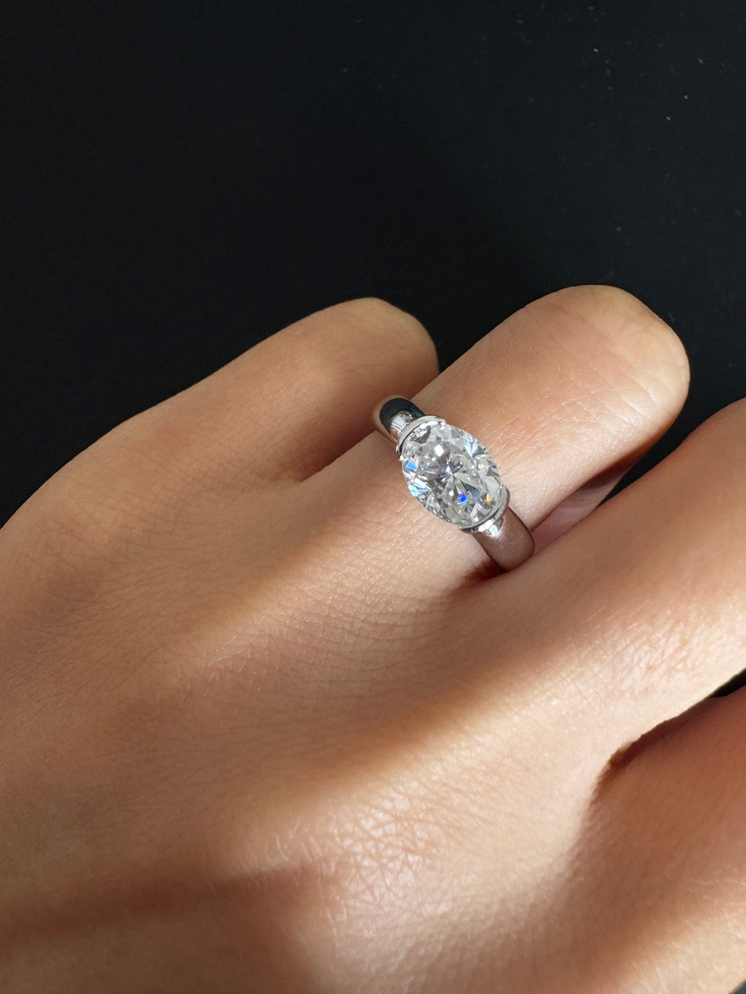 Oval Moissanite Solitaire Ring — 2CT & 3CT | S925 Sterling Silver