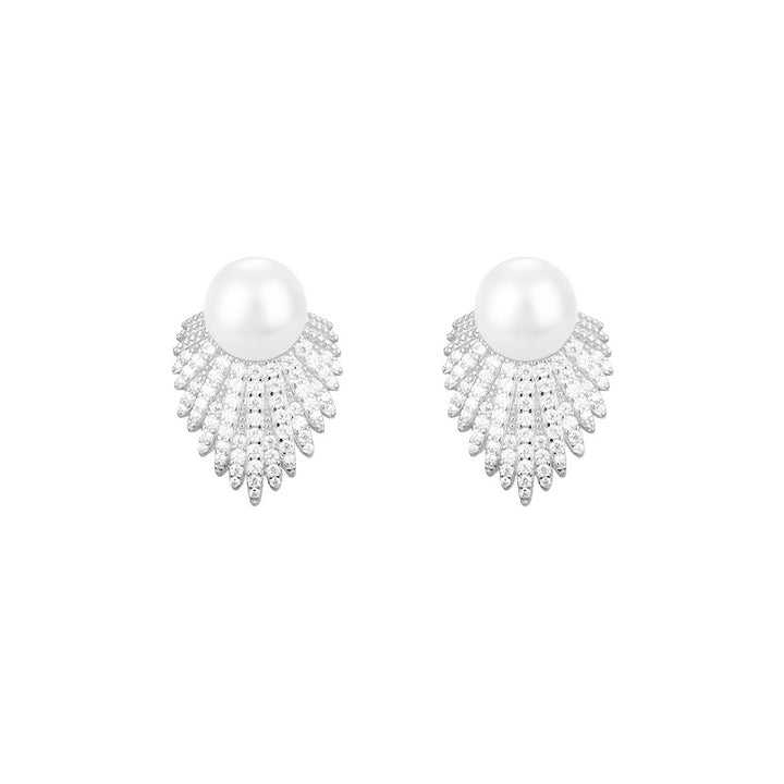 Vintage-Inspired Fan-Shaped Pearl Stud Earrings
