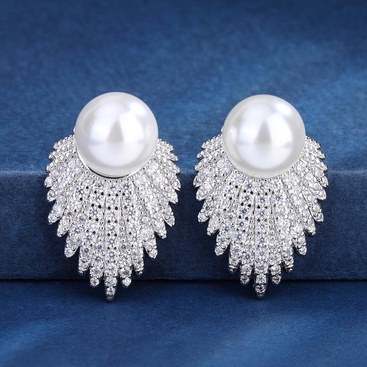 Vintage-Inspired Fan-Shaped Pearl Stud Earrings